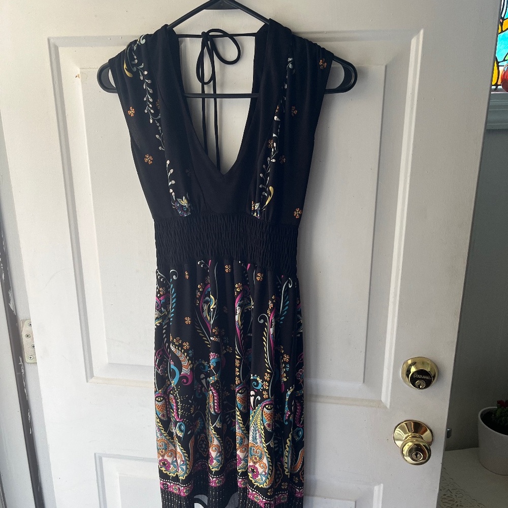 Sleeveless cinched waisted dress
